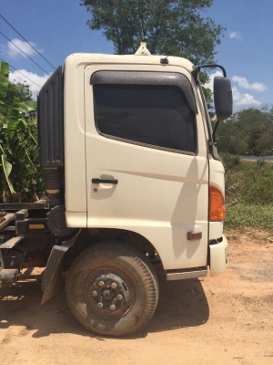 ขายรถ6ล้อดั้มพ์HINO FC9JELA เครื่อง 175แรงม้า ซีรี 500 ปี55 สนใจโทร 081-970-1072