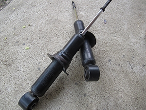 โช๊กดีแฒ็ก 04 ตัวเตี้ย 500 บาท