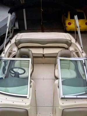 เรือ Sea Ray 18.5 F พร้อมเทนเลอร์นอก เรือ Sea Ray 18.5 F พร้อมเทนเลอร์นอก