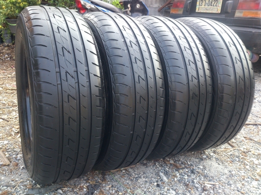 ขายยาง 215/60R16 Bridgestone Ecopia EP200 ยางสัปดาห์ที่47ปี13 ดอกยางเต็มนิ่มลึกสดเท่ากันไม่แตกลายไม่ร้าวไม่กินข้าง (สถาพ90\%) สวยๆ จำนวน 1 ชุด