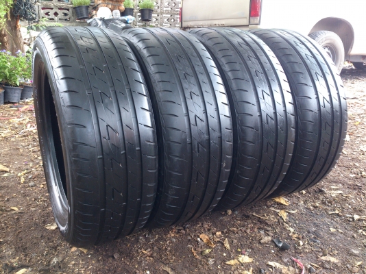 ขายยาง 205/55R16 Bridgestone Ecopia EP200 ยางสัปดาห์ที่05ปี14 ดอกยางเต็มนิ่มลึกสดเท่ากันไม่แตกลายไม่ร้าวไม่กินข้าง (สถาพ90\%) สวยๆ จำนวน 1 ชุด