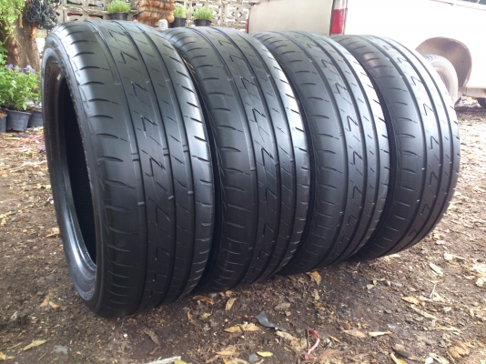 ขายยาง 215/55R17 Bridgestone Ecopia EP200 ยางสัปดาห์ที่02ปี14 ดอกยางเต็มนิ่มลึกสดเท่ากันไม่แตกลายไม่ร้าวไม่กินข้าง (สถาพ90\%) สวยๆ จำนวน 1 ชุด