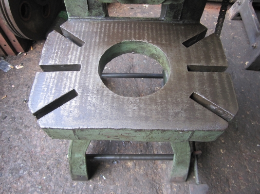 เครื่องปั๊มโลหะ(ข้อเสือ)