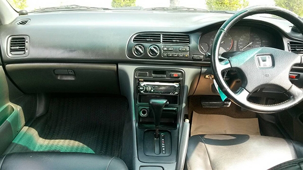 ขายรถบ้าน Honda Accord VTEC ไฟท้ายก้อนเดียว ติดแกสLPG เบาหนังสวย