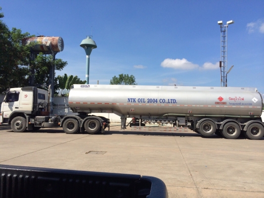 รถน้ำมันVolvo+แท้งค์40000ลิตร