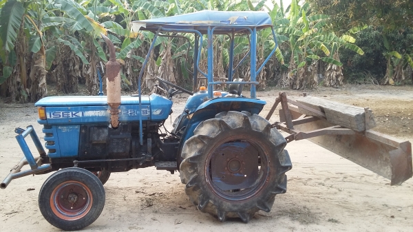 ขายรถไถไอซากิ TS2205 22แรงพร้อมใช้งาน อุปกรณ์ครบครับ