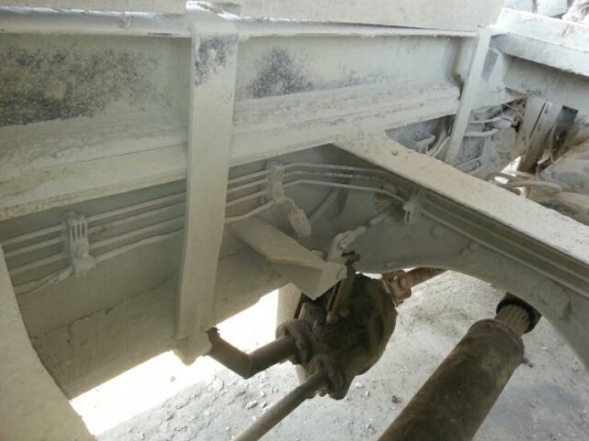 ขายรถบรรทุก 10 ล้อดัมพ์ท้องเรือ NISSAN CWM430M 230 แรงม้า ราคา 650000