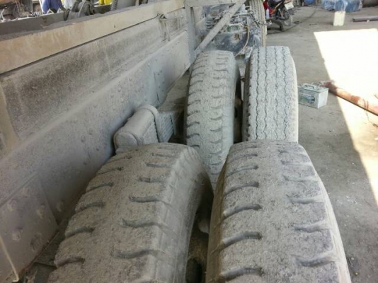 ขายรถบรรทุก 10 ล้อดัมพ์ท้องเรือ NISSAN CWM430M 230 แรงม้า ราคา 650000
