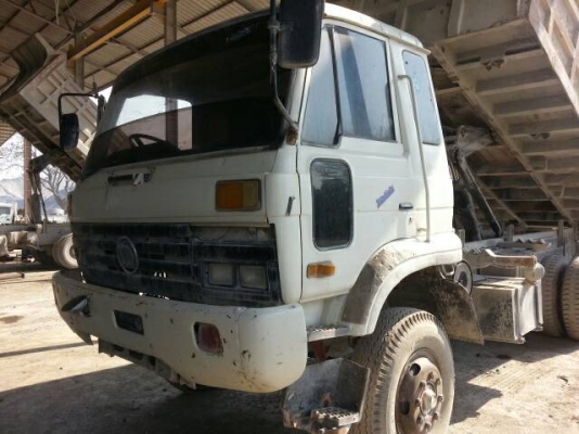 ขายรถบรรทุก 10 ล้อดัมพ์ท้องเรือ NISSAN CWM430M 230 แรงม้า ราคา 650000