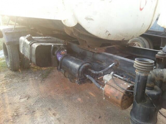 รถ6ล้อน้ำ145แรง ISUZU. JCM เครื่อง6BB-208116. ถังน้ำจุประมาณ6000ลิตร ยางสวยเต็ม 900-20