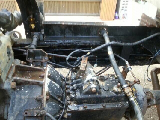 รถ6ล้อน้ำ145แรง ISUZU. JCM เครื่อง6BB-208116. ถังน้ำจุประมาณ6000ลิตร ยางสวยเต็ม 900-20