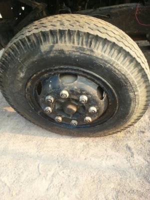 รถ6ล้อน้ำ145แรง ISUZU. JCM เครื่อง6BB-208116. ถังน้ำจุประมาณ6000ลิตร ยางสวยเต็ม 900-20