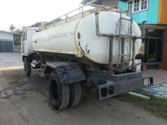 รถ6ล้อน้ำ145แรง ISUZU. JCM เครื่อง6BB-208116. ถังน้ำจุประมาณ6000ลิตร ยางสวยเต็ม 900-20