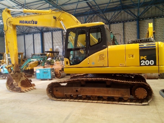 รถขุด KOMATSU PC200-7 รถนอกนำเข้า