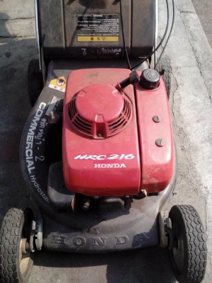 ขายรถดตัดหญ้าHONDA  มีเกียร์เดินหน้าเก่าญี่ปุ่น