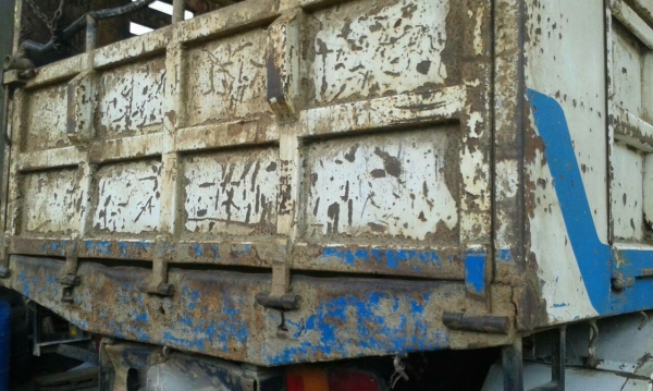 รถมิตซู 10 ล้อ หลังถนน FN517M - TB  191 แรงม้า.  ปี 38  สนใจติดต่อ  081 - 6079515