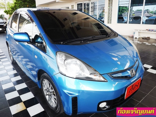 Honda Jazz v at active plus i-vtec 1.5 ปี 2011