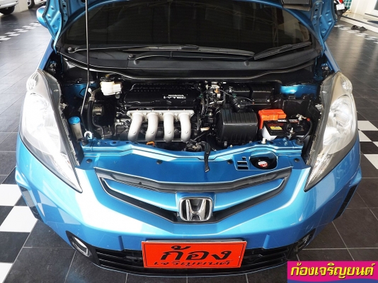 Honda Jazz v at active plus i-vtec 1.5 ปี 2011