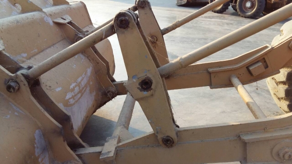 รถตัก  CAT  950.  สนใจติดต่อ  081 - 6079515