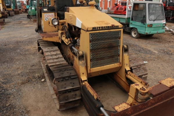 จองเดือนนี้ลดไปเลยอีก 50,000 Mitsubishi BD2G เก่านอกแท้ๆ