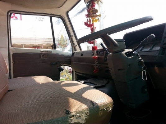 ขาย6ล้อ เทรลเลอร์HINO คัชซีKM500 เครื่องEH700 168แรง มีบันไดไฮดรอริกขึ้นรถเกี่ยว เครื่องดี คัชซีสวย ภายในสวย ยางดี สภาพพร้อมใช้งาน เอกสารพร้อมโอน สนใจโทร 090-8588220คุณนะ 093-3258446คุณบิวตี้ ID:narong498 หรือ www.truck.in.th/498 หรือfb:ณรงค์ ซื้อขายรถมือ