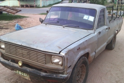 ขายรถกระบะมัสด้ากระบะเลสเครื่องนิดสันsd20เข้าเล่มแล้วรถพร้อมใช้พร้อมโอนราคาถูกๆ29000