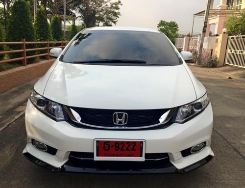 ขายป้ายแดงโฉมปัจจุบัน2015 รถไม่ถึง2เดือน ใช้งเินออกรถ130000 ถูกกว่าออกห้าง200000 เห็นๆๆ