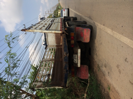 ขาย UD CW30m เครื่อง220 แรง 2เพลาดั้ม