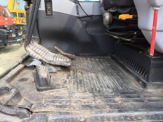 ขายรถแบคโฮ KOMATSU PC160-7 ระบบไฟฟ้าเต็ม รถนอกนำเข้าสภาพสวยพร้อมใช้งาน มีVDOการทำงานครับ ขายรถแบคโฮ KOMATSU PC160-7 ระบบไฟฟ้าเต็ม รถนอกนำเข้าสภาพสวยพร้อมใช้งาน มีVDOการทำงานครับ