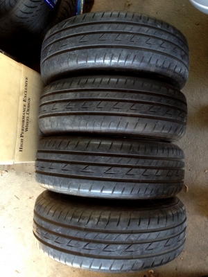 - ขายยาง BRIDGESTONE ep200  215/60/16  ปี13