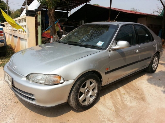 honda civic 1.6  ไฟฟ่าทั้งคัน พร้อมโอน รถพร้อมใช้ ทำสีใหม่