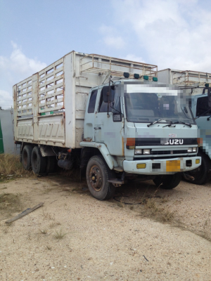 ขายรถ 10 ล้อ ไม่ดั้ม / ISUZU ร๊อกกี้ 1 เพลา 195 นางฟ้า ( มี 3 คัน ให้เลือกครับ )