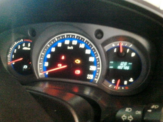 ISUZU DMAX 3.0 AUTO 4DOOR HILANDER รุ่นใหม่ของโลก ปี50 พร้อมแครี่บอย