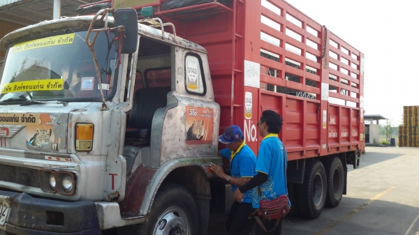 ขายรถสิบล้อ เพลาเดียว  KT920 สภาพแคชชีดี  ยางดี 10 เส้น กระบะสวย  ห้วพอดูได้  ทะเบียนพร้อมโอน  พวงมาลัยเพาว์เวอร์