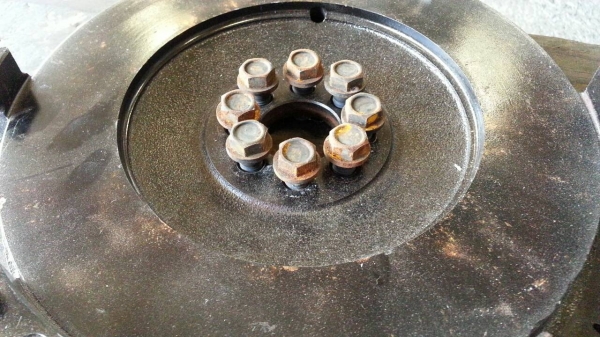 ขายหวีคลัช + ฟลายวีล 4agze