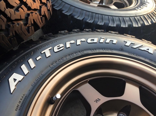 ยาง BF Goodrich All-terrain 265 70 r16 พร้อมแม็ก TE-37x สวย
