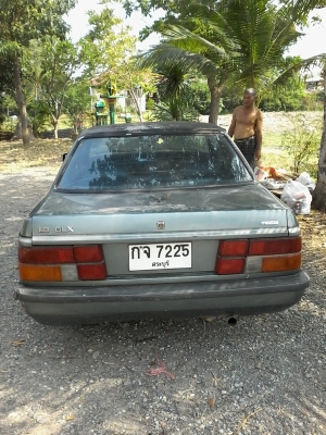 ซื้อมาไม่มีเวลาทำครับรุ่นสองประตูหายากลงรูปใหม่สียังบางอยู่ครับ