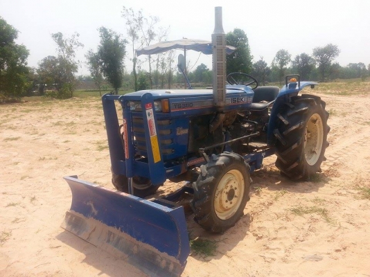 ขายรถไถISEKI TS3110 อุปกรณ์ดันหน้า เครื่องดี ช่วงล่างดี ทำงานดี ยางดี สภาพพร้อมใช้งาน เอกสารพร้อมโอน โทร090-8588220คุณนะ 093-3258446คุณบิวตี้ ID:narong498 หรือ www.truck.in.th/498 หรือfb:ณรงค์ ซื้อขายรถมือสอง(เว็บไซต์ส่วนตัว)