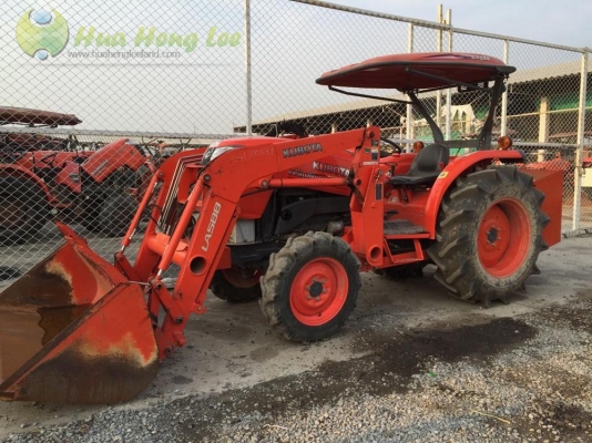 ขายรถไถมือสอง L4708 พร้อม บุ้งกี๋ตัก สวยๆ ชั่วโมงน้อย ผ่อนได้