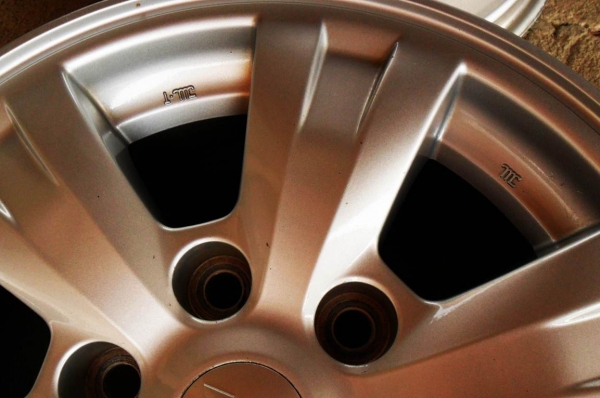 แม็กกระบะ ขอบ16 -6รู139(4วง3,800บ.) แม็กกระบะ ขอบ16 -6รู139(4วง3,800บ.)