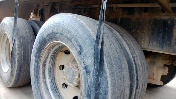 รถอีซูซุ 10 ล้อดั้ม FXZ 320 แรงม้า. ปี  49  ( ขายแม่ , ลูก )    สนใจติดต่อ  081 - 6079515