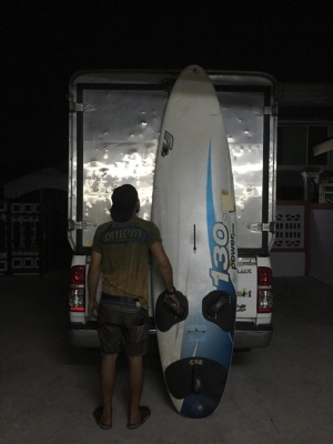 ขาย"เซิร์ฟบอร์ด และวินเซิร์ฟ"มือ2ครับ