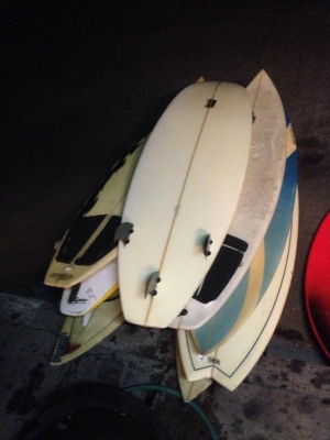 ขาย"เซิร์ฟบอร์ด และวินเซิร์ฟ"มือ2ครับ