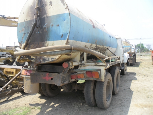 ขายรถบรรทุกน้ำหน้ายาวทะเบียนพร้อม