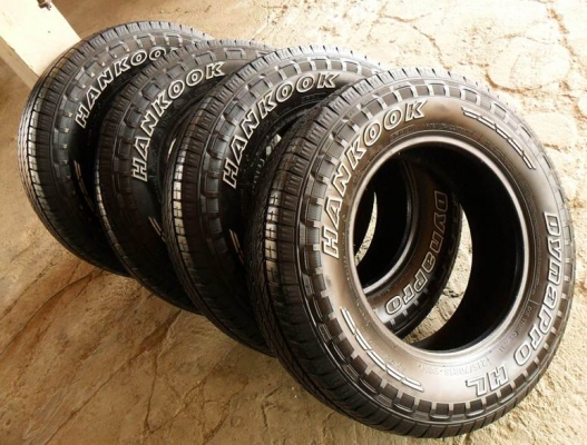 ยางกระบะขอบ15 ฮันคุกHankook215-70-R15ลงพื้นปี12(4เส้น2,900บ)