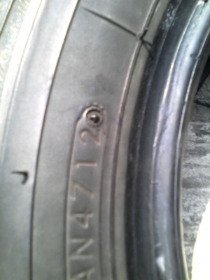 175/70R13 มีชุด 4 เส้น tel.081-427-3941