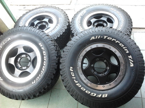 Max + BF MT 245/75/16 ปี08 สวยๆ1ชุด Max + BF MT 245/75/16 ปี08 สวยๆ1ชุด