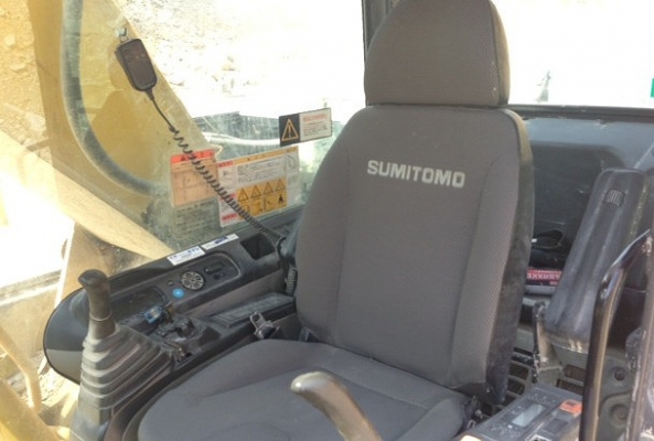 รถขุด SUMITOMO SH200-5 4955 ชม. ปี 2010 มาดูรถที่บริษัทได้เลยครับ