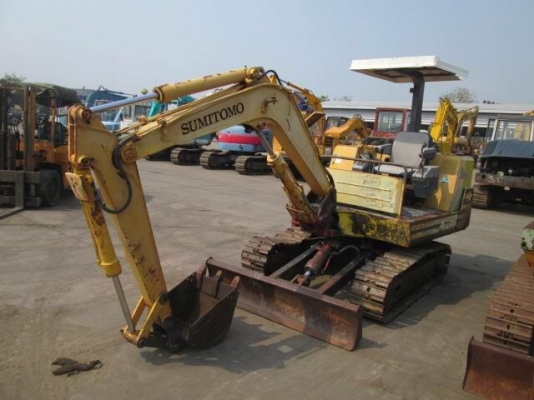 ขายรถแบ็คโฮ SUMITOMO S90FX3 สภาพพร้อมใ้ช้งาน รถเก่าญี่ปุ่น เอวแน่นปั้มดี มาก คอลโทนสั้นปั้มนิ้วมีเอกสารแจ้งจำหน่าย