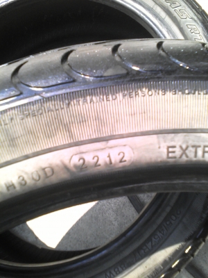 205/45R17 DEESTO NE CARRERAS R102 ปี2012 มี 2 เส้น tel.081-427-3941